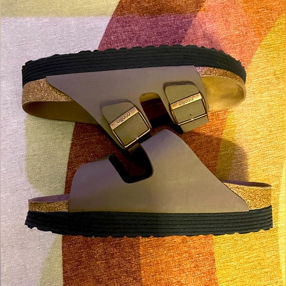 Birkenstock Shoes - EUC Birkenstock Arizona Papillio platform vegan sandals in brown size 39